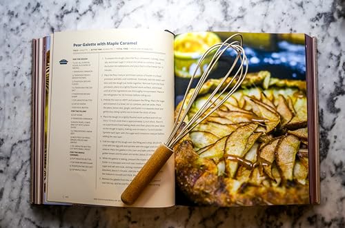 Coastal Kitchen - Encyclopedia of Desserts : 400 Internationally Inspi image 6