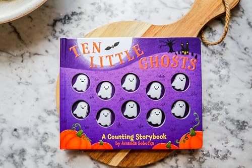 Amanda Sobotka - Ten Little Ghosts : A Magical Counting Storybook - Ha image 4
