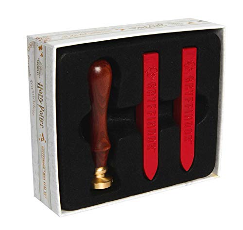 Insight Editions - Harry Potter: Gryffindor Wax Seal Set - Hardback image 1