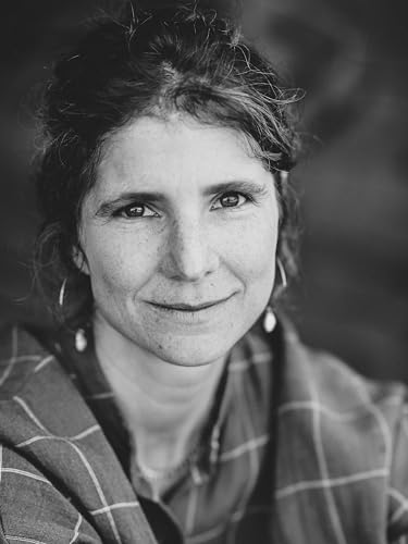 Johanna Skibsrud - Medium - Paperback image 2
