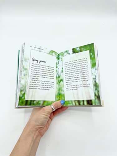 Vicki Vrint - All You Need is Less : Minimalist Living for Maximum Hap image 3