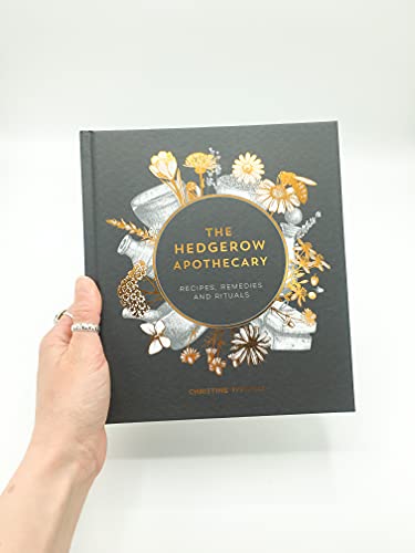 Christine Iverson - Hedgerow Apothecary : Recipes, Remedies and Ritual image 2