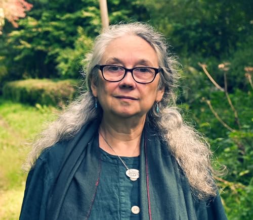 Jan Fortune - Messenger of the Ground : Book Three of The Standing Gro image 2