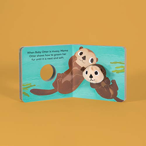 Baby Otter: Finger Puppet Book - Hardback image 8