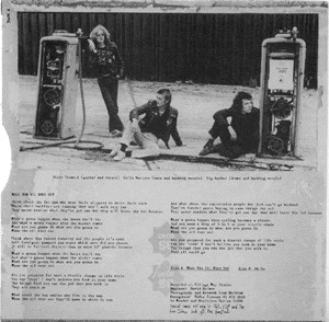 Newtown Neurotics - When The Oil Runs Out - Used Vinyl Record 7" image 2