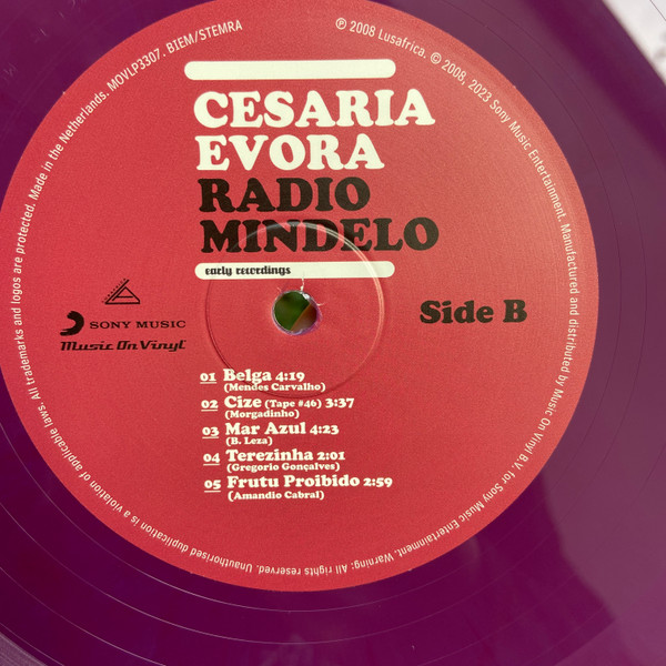 Cesaria Evora - Radio Mindelo (Early Recordings) - Vinyl Record 2xlp image 8
