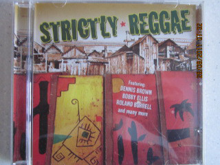 Various - Strictly Reggae - Used CD image 1