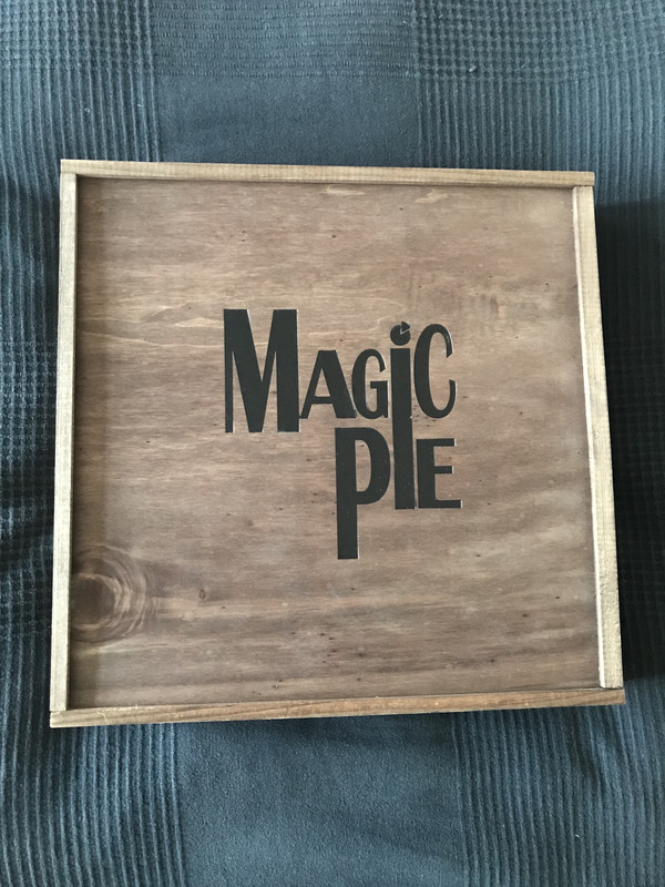 Magic Pie Collectors Box