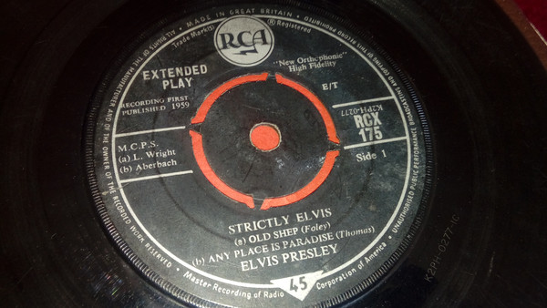 Elvis Presley - Strictly Elvis - Used Vinyl Record 7" image 1
